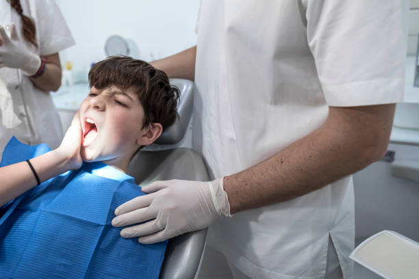 Best Emergency Dentist for Knocked-Out Tooth in Archer, FL
